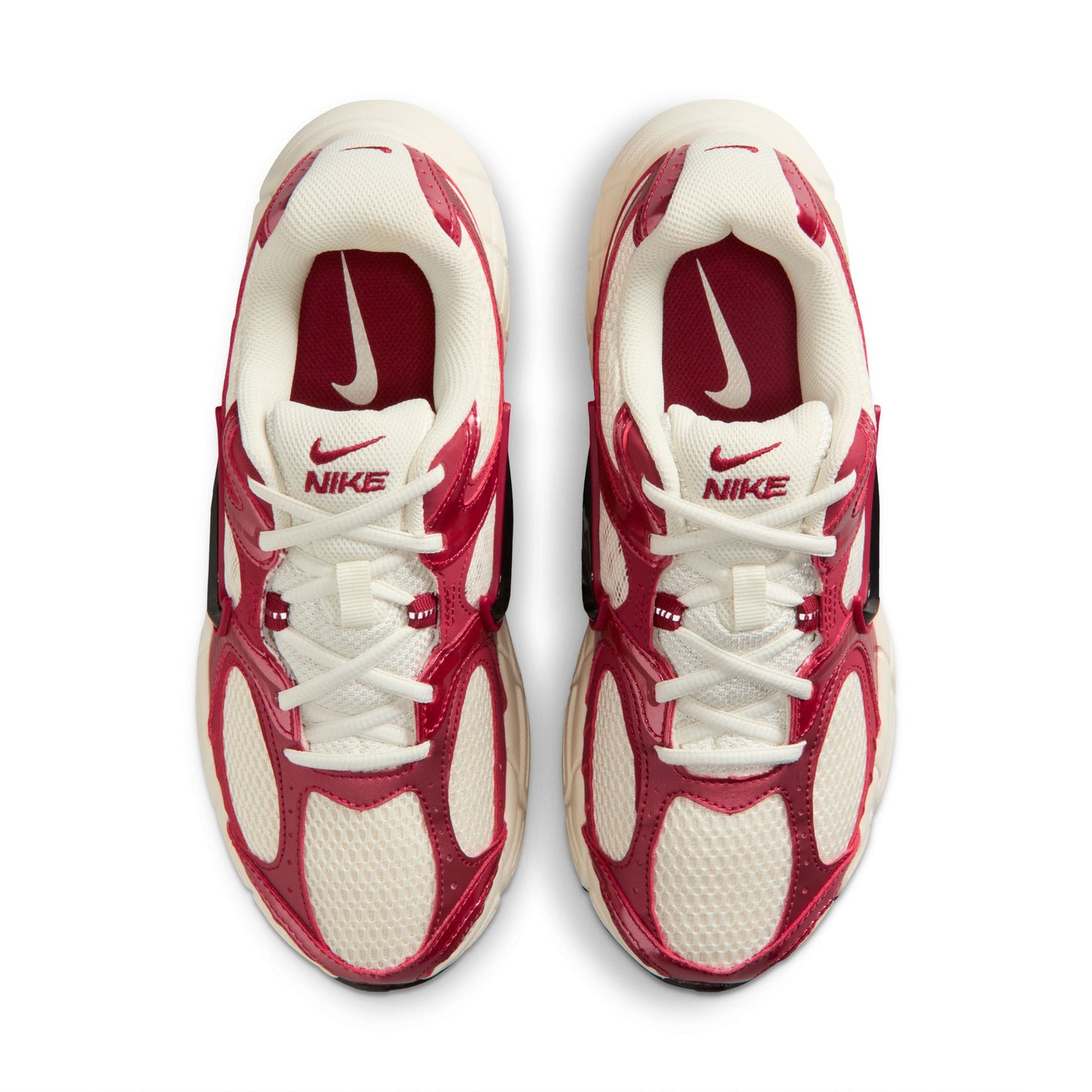 W NIKE V5 RNR