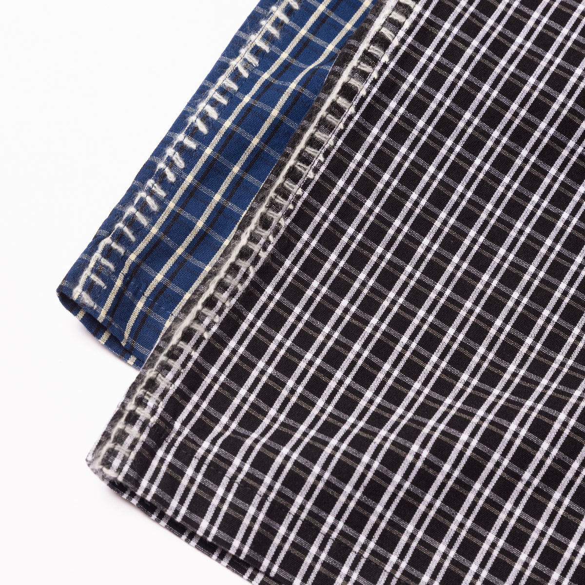 BAGGY PLAID SHORTS