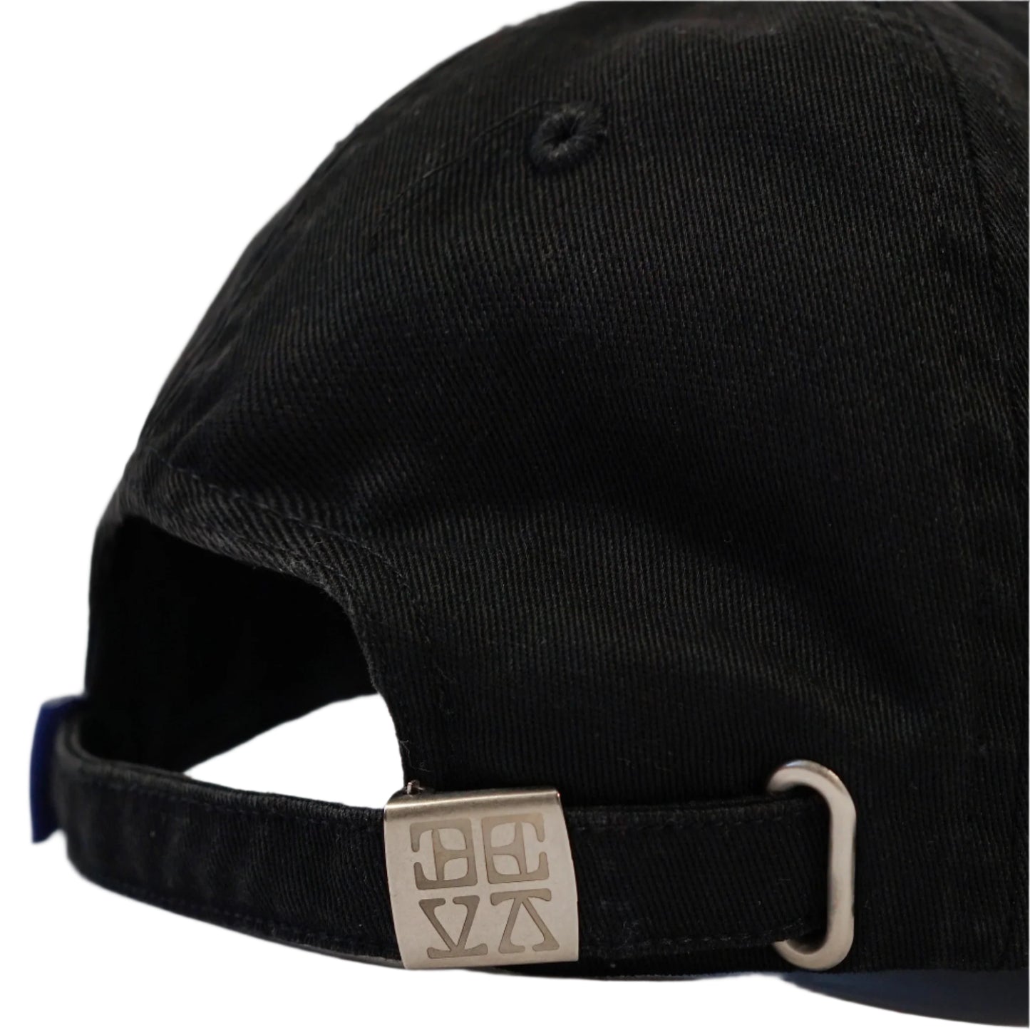 CASH DISTRESSED STRAPBACK CAP