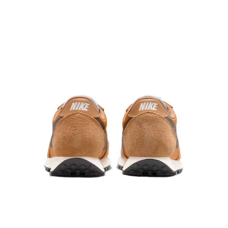 NIKE DAYBREAK SP