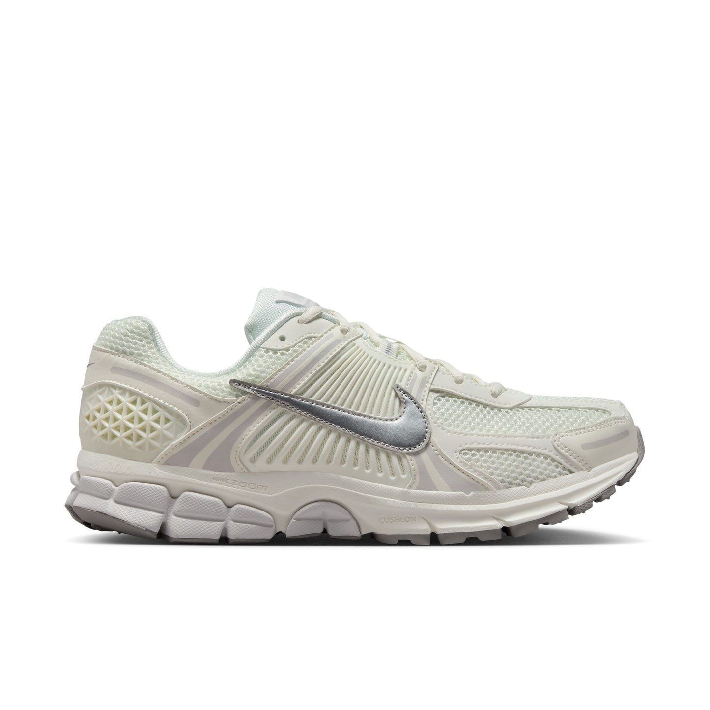 NIKE ZOOM VOMERO 5