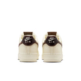 NIKE AIR FORCE 1 '07