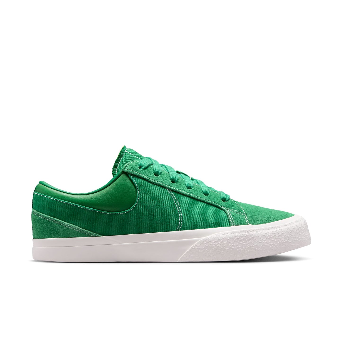 NIKE BLAZY