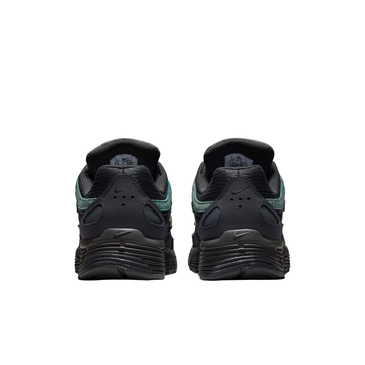 NIKE P-6000