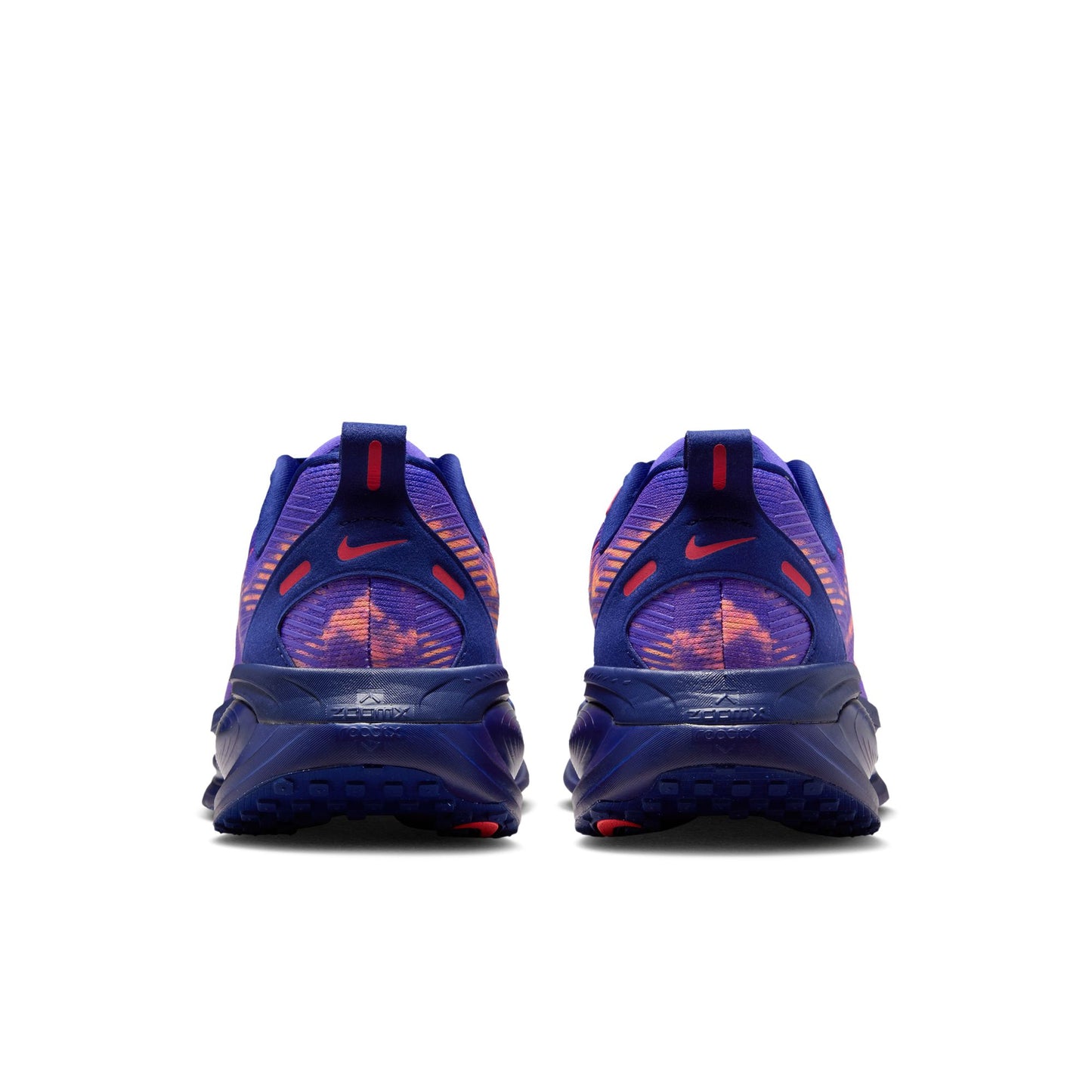 NIKE VOMERO 18