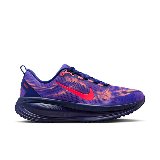 NIKE VOMERO 18