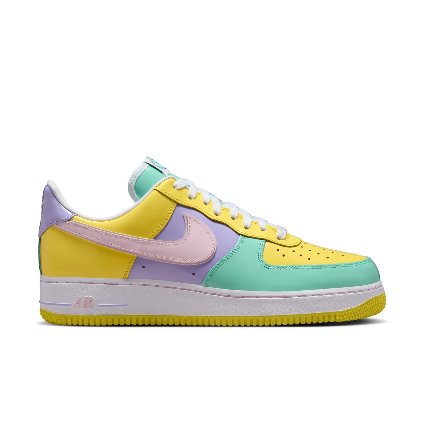 NIKE AIR FORCE 1 '07