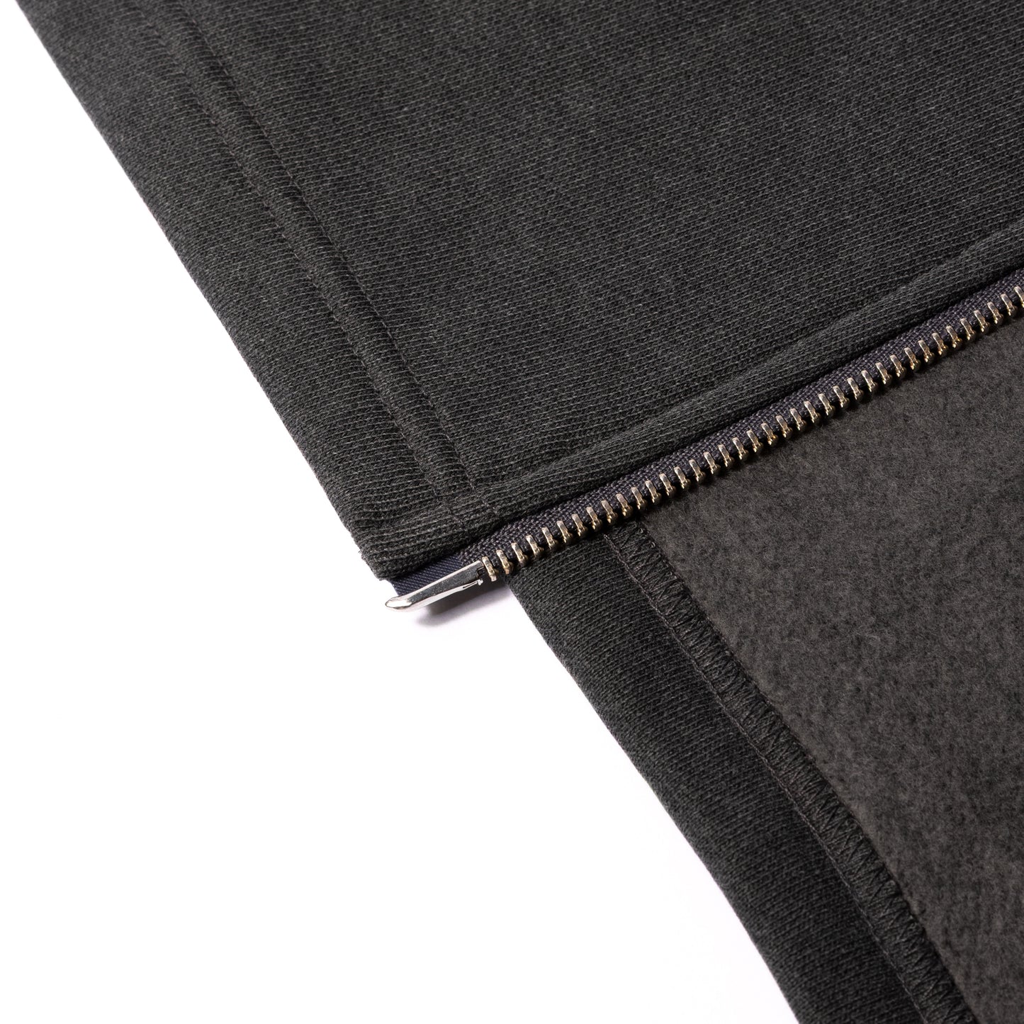 BOXY ZIP-UP HOODIE